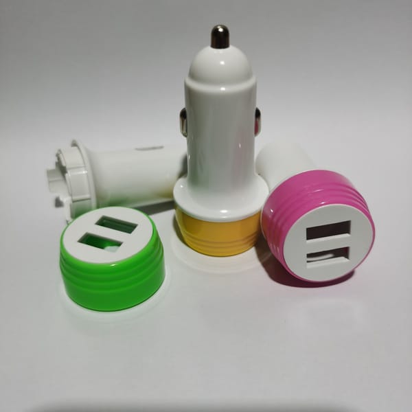 Round Double USB Car Charging Case, Car Charger Plastic Sleeve Hidden Safes  Mini Safe  Hidden Compartment  Hidden Storage